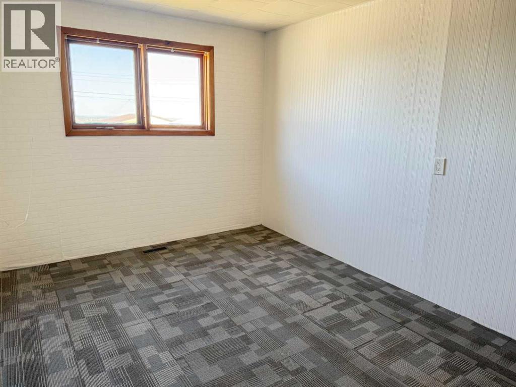 5027 46 Avenue, Spirit River, Alberta  T0H 3G0 - Photo 19 - A2315924