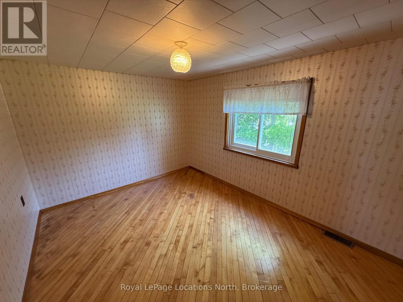 386 Sykes Street S, Meaford, Ontario  N4L 1C6 - Photo 21 - X13219530