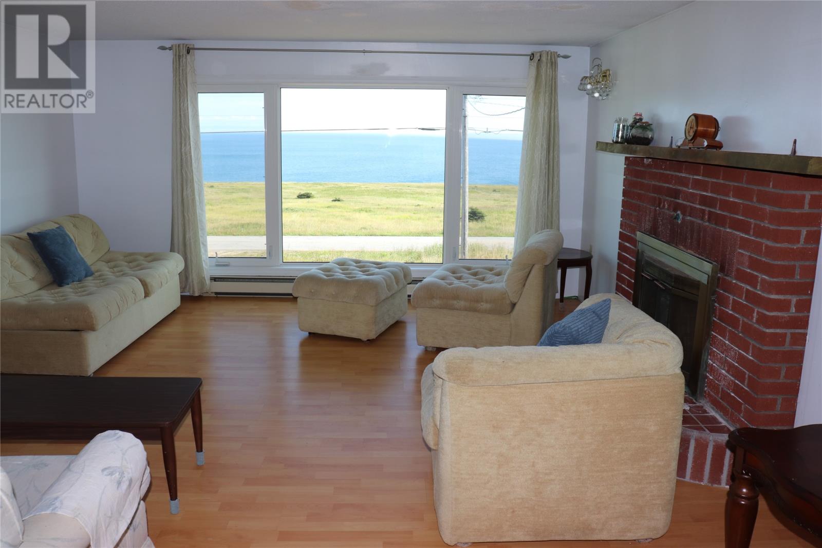 3 Seashore Lane, Cape St George — photo 8