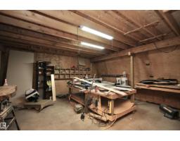 27418 Twp Road 552, Rural Sturgeon County, Alberta T8R 2E8 (30043765)
