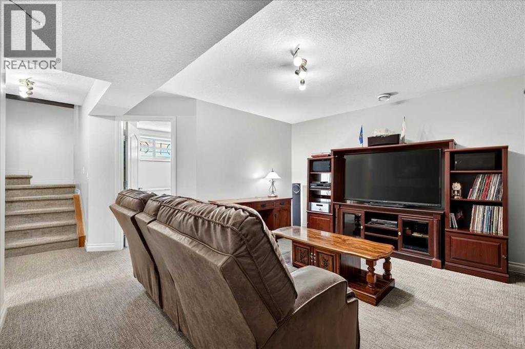 24, 100 Signature Way SW, Calgary, Alberta  T3H 2W6 - Photo 30 - A2329489