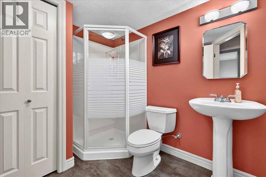 24, 100 Signature Way SW, Calgary, Alberta  T3H 2W6 - Photo 31 - A2329489