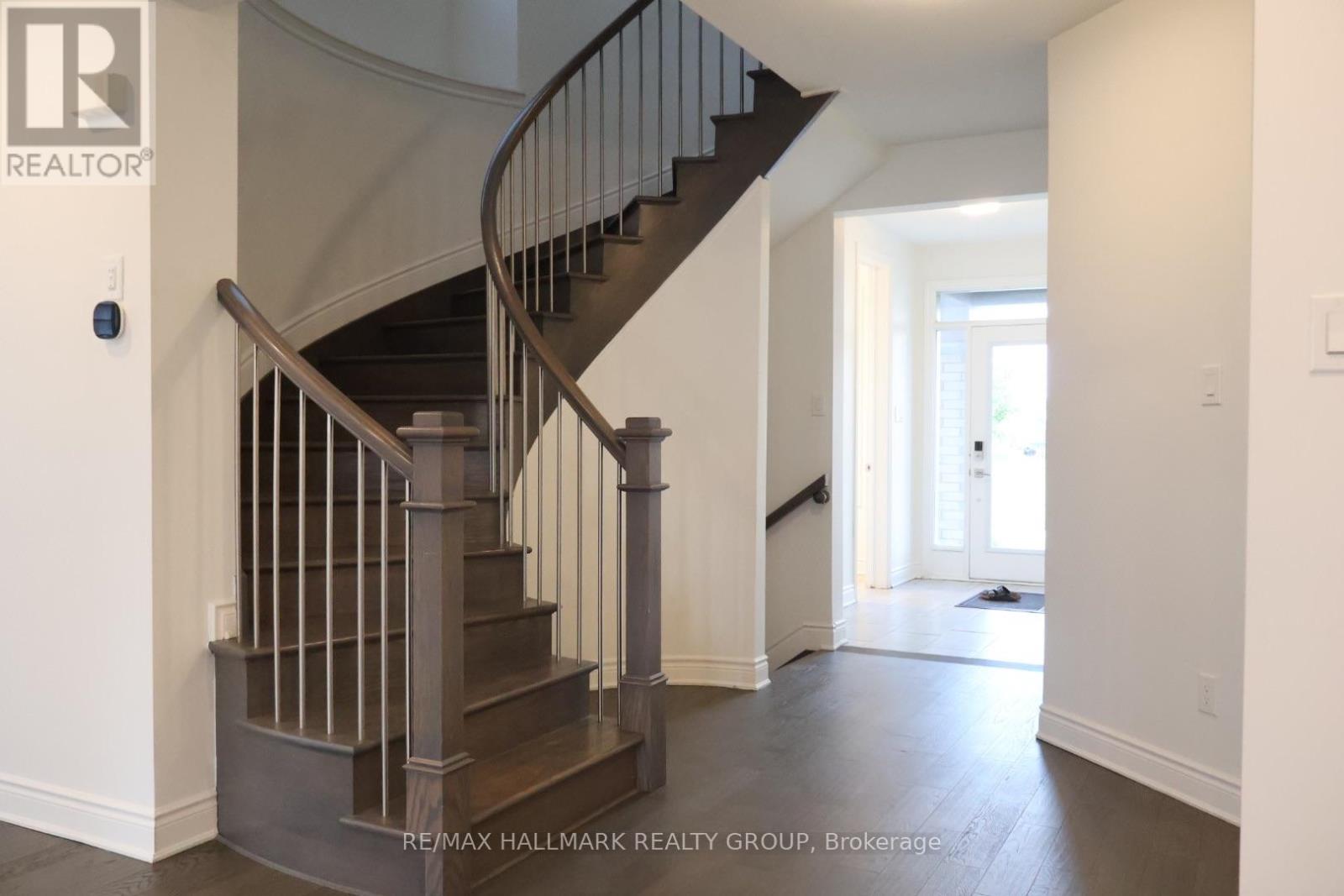 319 Proxima Terrace, Ottawa, Ontario  K2J 6S7 - Photo 2 - X13632132