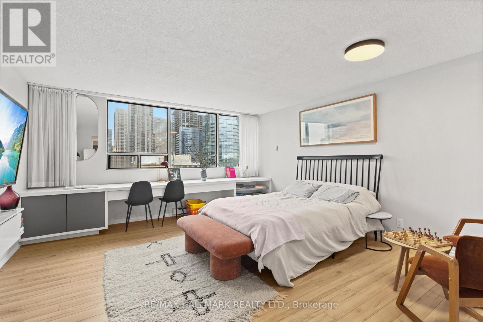 1603 - 914 YONGE STREET, Toronto, Ontario