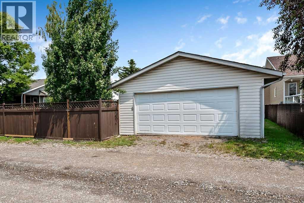 1001 17 Street SE, High River, Alberta  T1V 1P9 - Photo 39 - A2325268