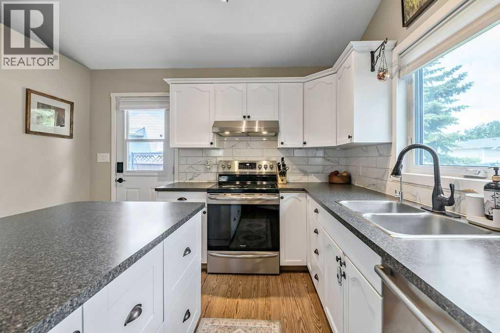 1001 17 Street SE, High River, Alberta  T1V 1P9 - Photo 15 - A2325268