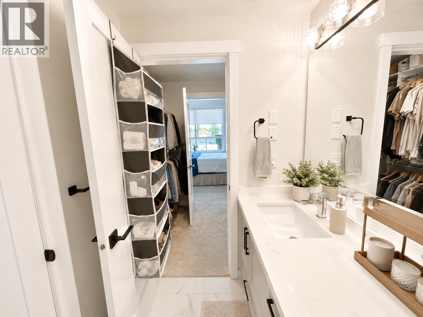 322 12109 223 Street, Maple Ridge, British Columbia  V2X 5Y6 - Photo 10 - R3150626