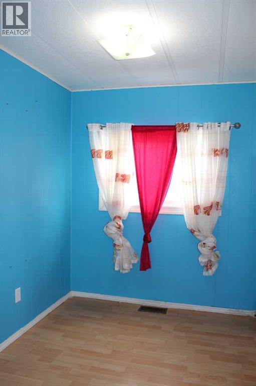 101 7th Avenue SE, Manning, Alberta  T0H 2M0 - Photo 6 - A2306261