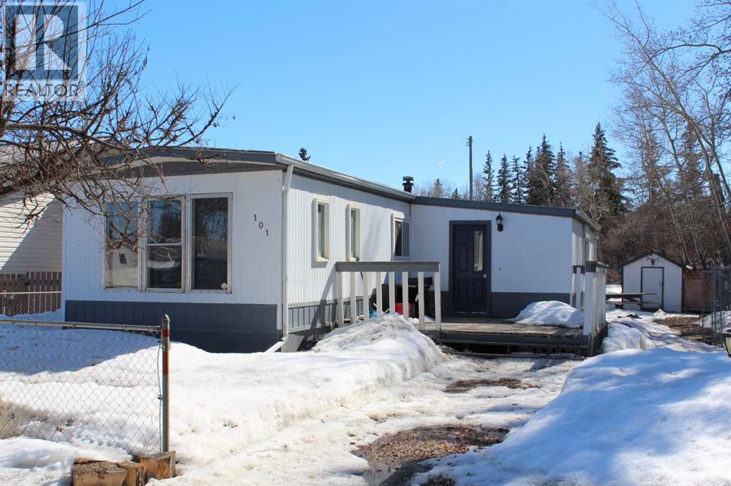 101 7th Avenue SE, Manning, Alberta
