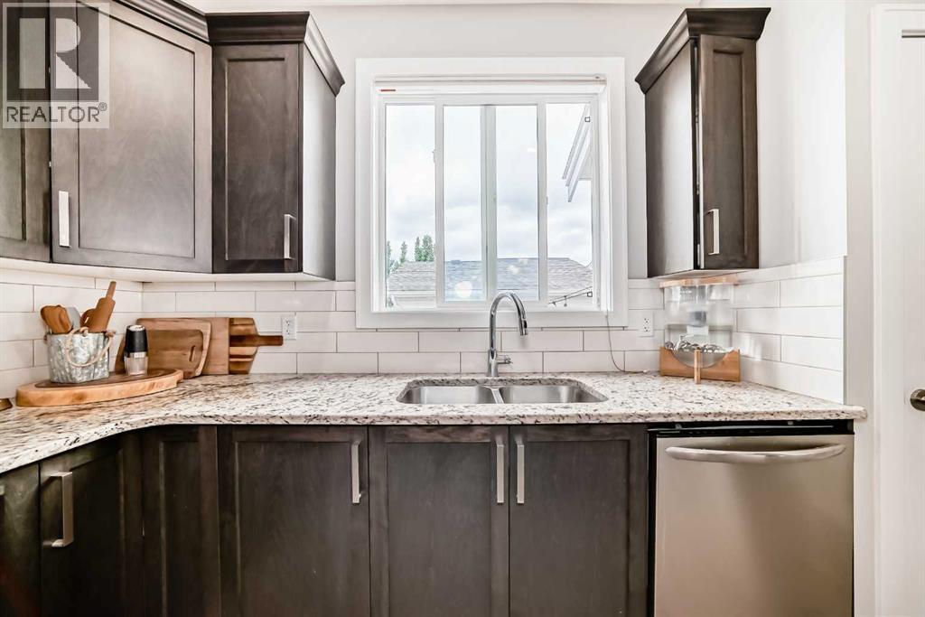 246 Cooperswood Green SW, Airdrie, Alberta  T4B 3Y6 - Photo 12 - A2318283