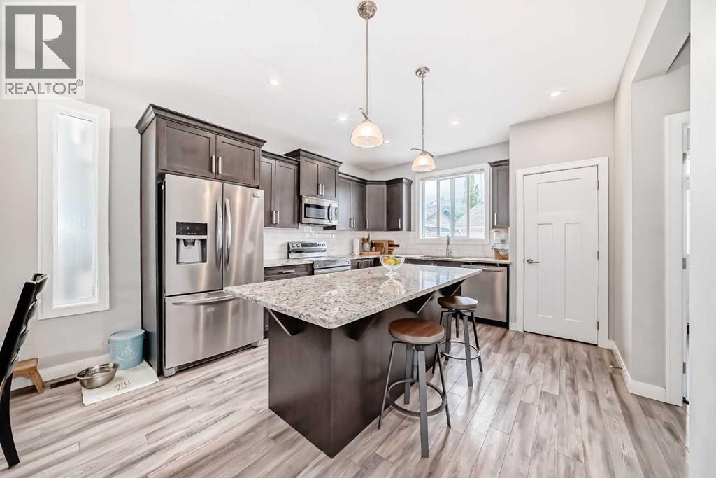 246 Cooperswood Green SW, Airdrie, Alberta  T4B 3Y6 - Photo 11 - A2318283