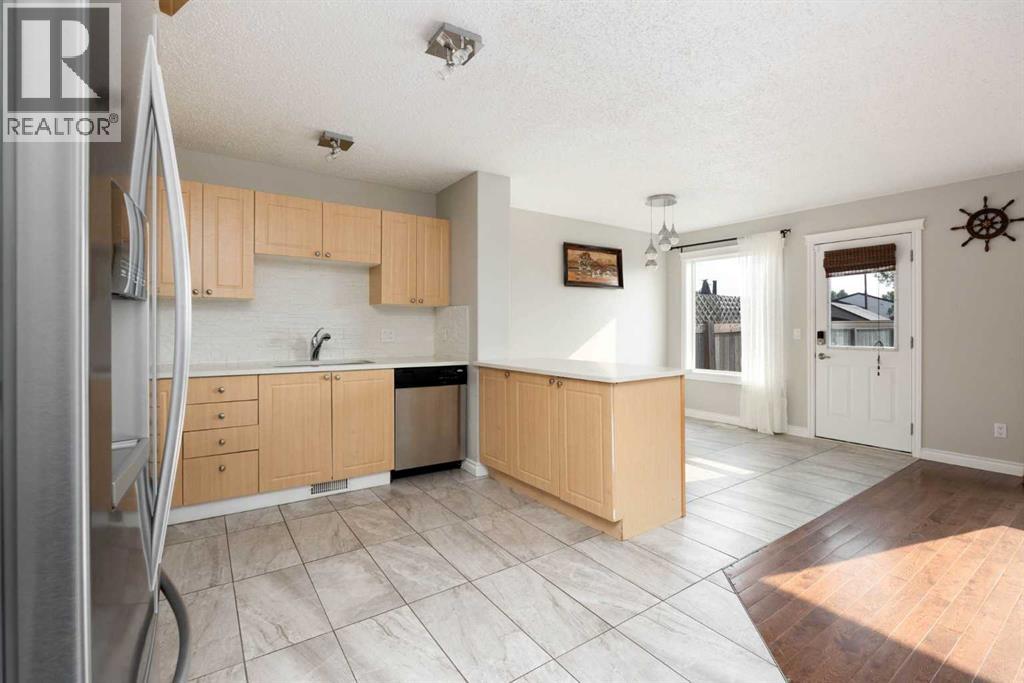 136 Kodiak Crescent, Fort Mcmurray, Alberta  T9K 2L9 - Photo 6 - A2331519