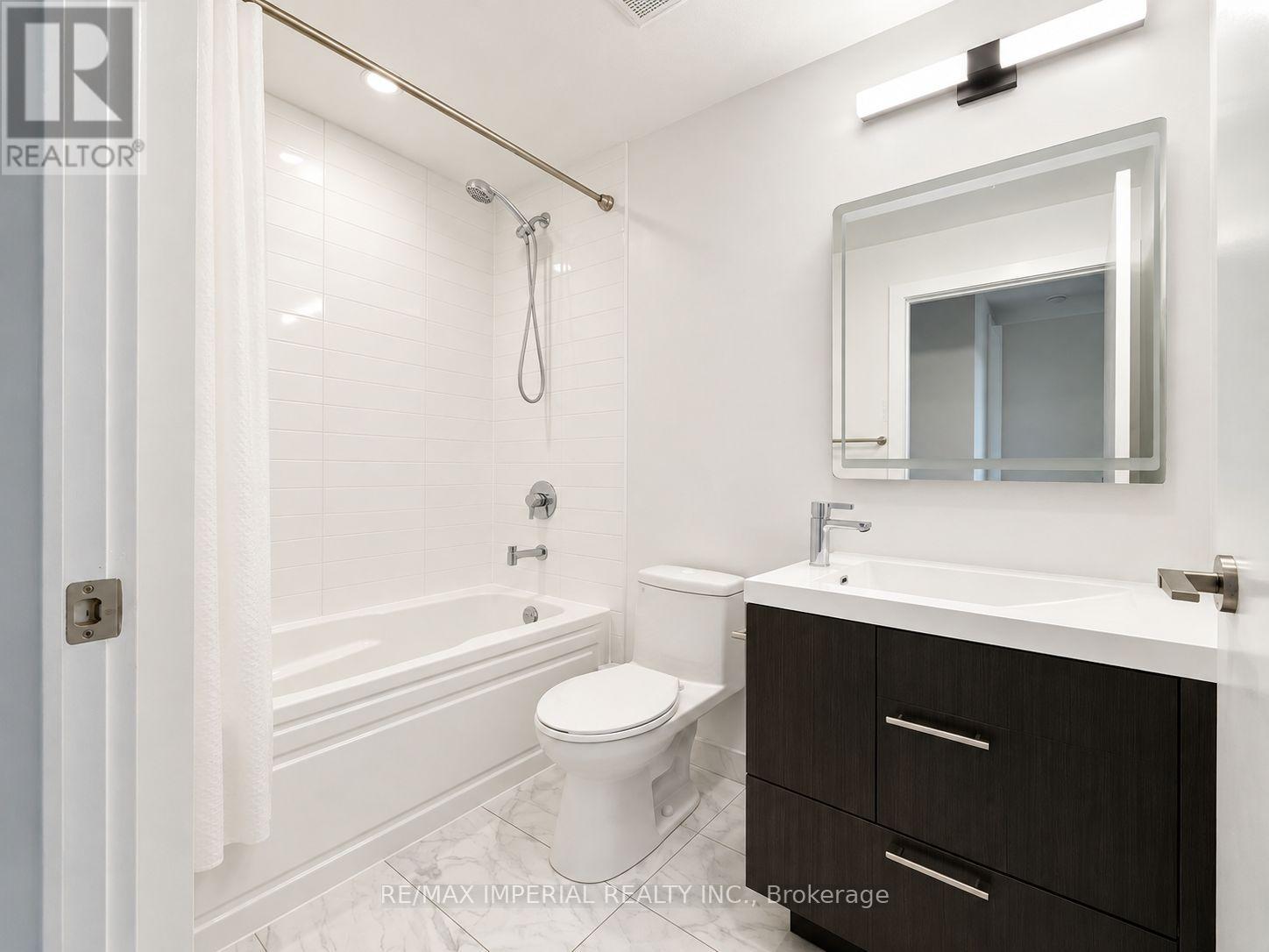 1502 - 30 Nelson Street, Toronto, Ontario  M5V 0H5 - Photo 11 - C13632174