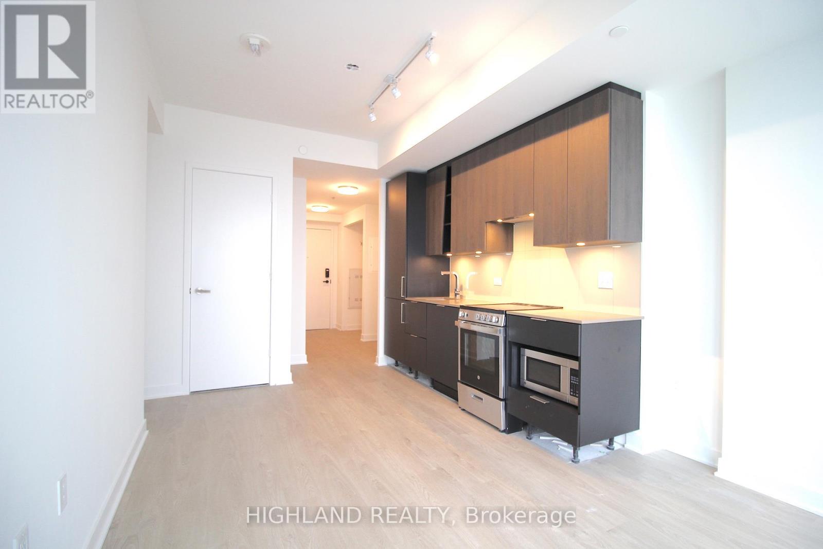 5502 - 3900 Confederation Parkway, Mississauga, Ontario  L5B 0M3 - Photo 4 - W13632184