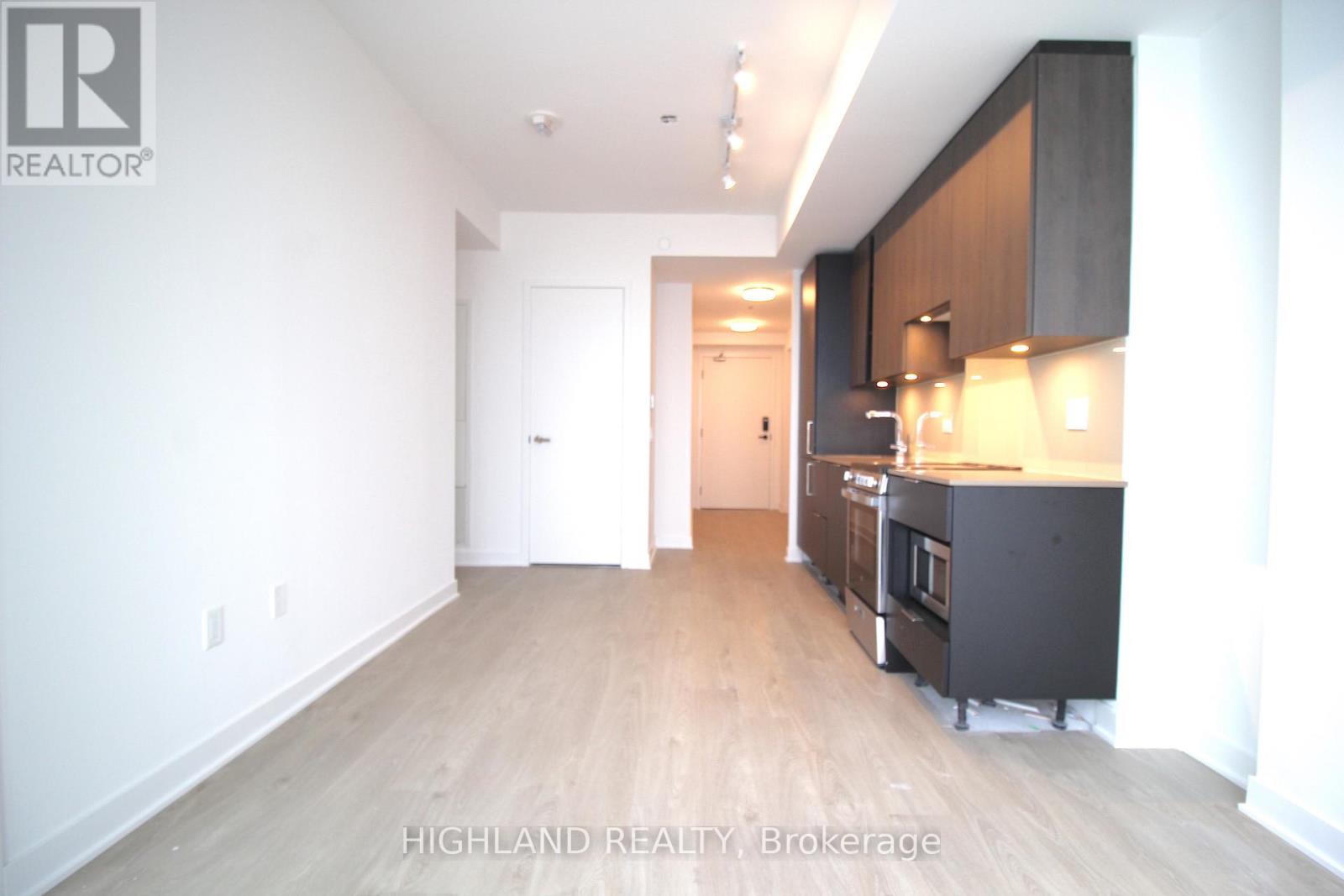 5502 - 3900 Confederation Parkway, Mississauga, Ontario  L5B 0M3 - Photo 8 - W13632184