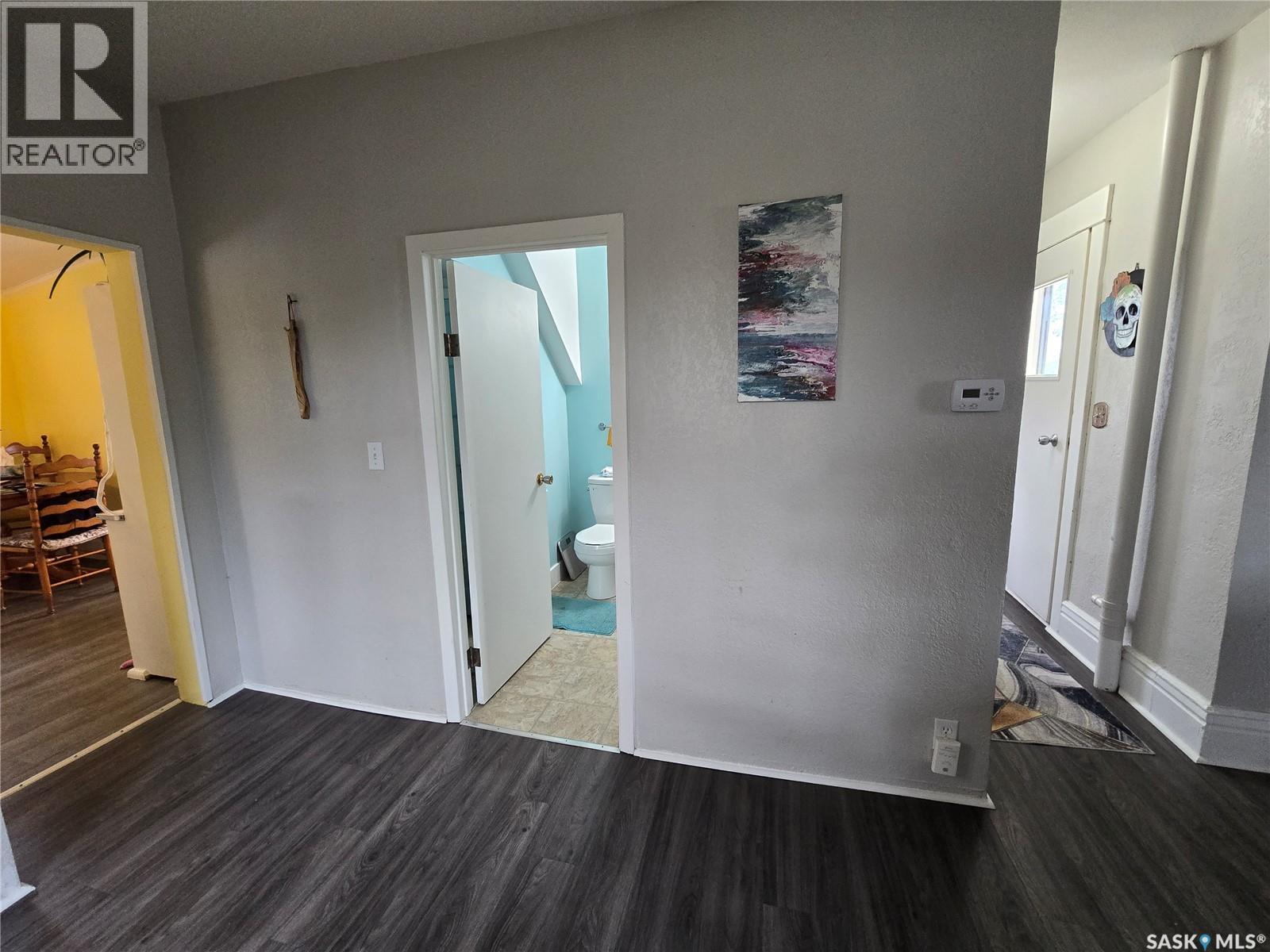 328 6th Avenue, Broadview, Saskatchewan S0G 0K0 - Photo 12 - SK044390