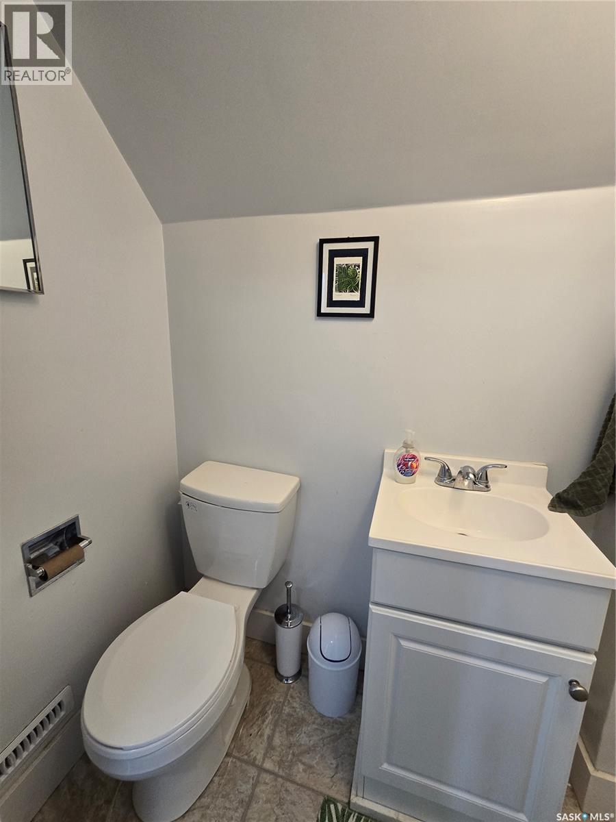 328 6th Avenue, Broadview, Saskatchewan S0G 0K0 - Photo 30 - SK044390