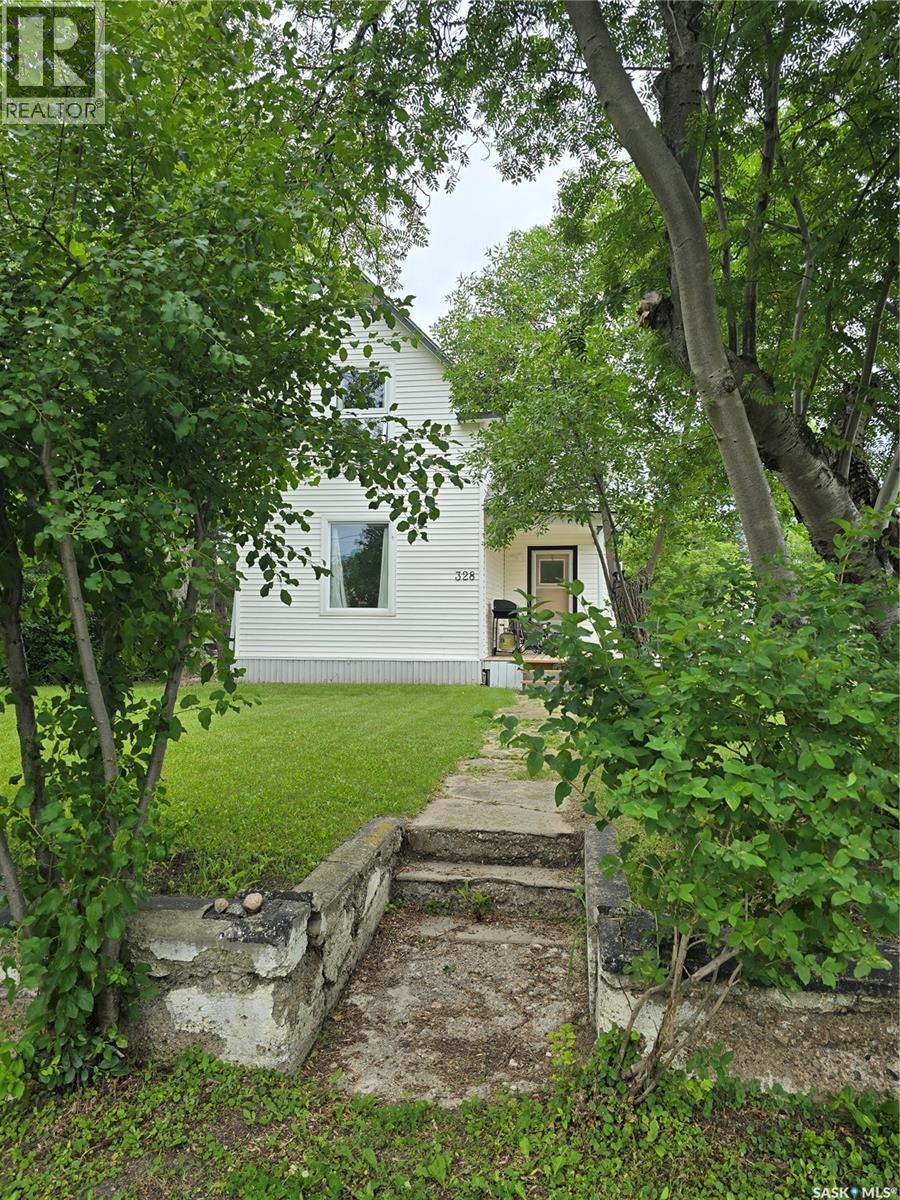328 6th Avenue, Broadview, Saskatchewan S0G 0K0 - Photo 37 - SK044390