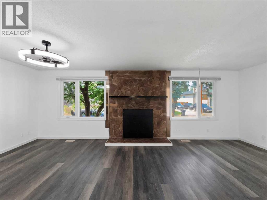 207 Deer Ridge Way SE, Calgary, Alberta  T2J 5Y8 - Photo 19 - A2334120