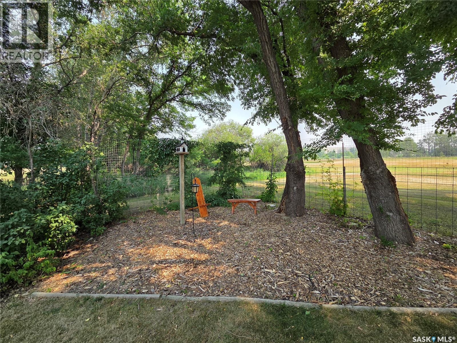 203 Pottery Street, Eastend, Saskatchewan  S0N 0T0 - Photo 35 - SK044389