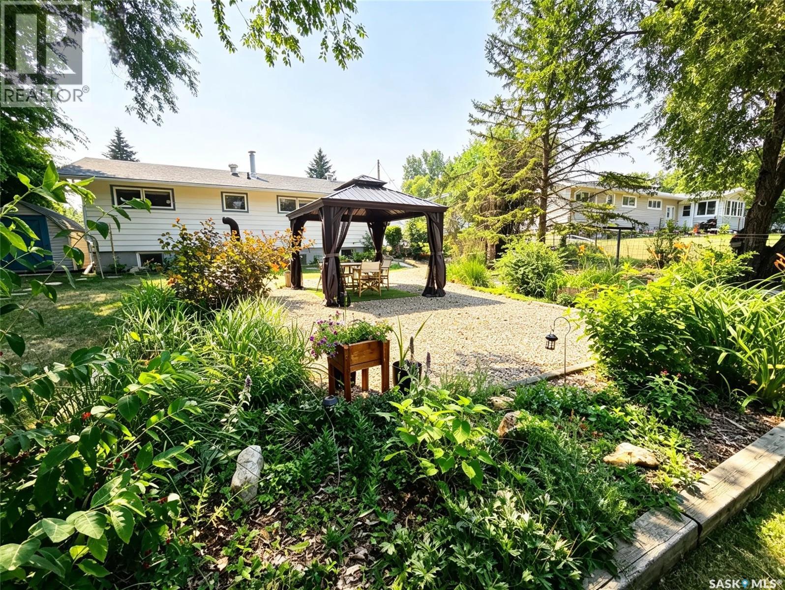 203 Pottery Street, Eastend, Saskatchewan  S0N 0T0 - Photo 32 - SK044389
