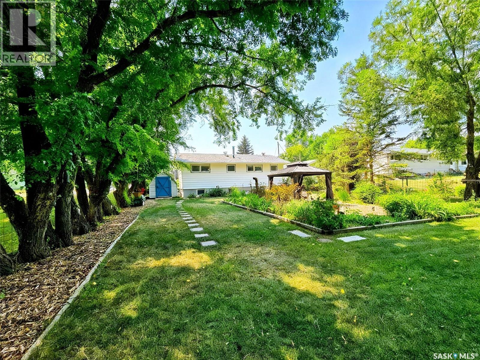 203 Pottery Street, Eastend, Saskatchewan  S0N 0T0 - Photo 34 - SK044389