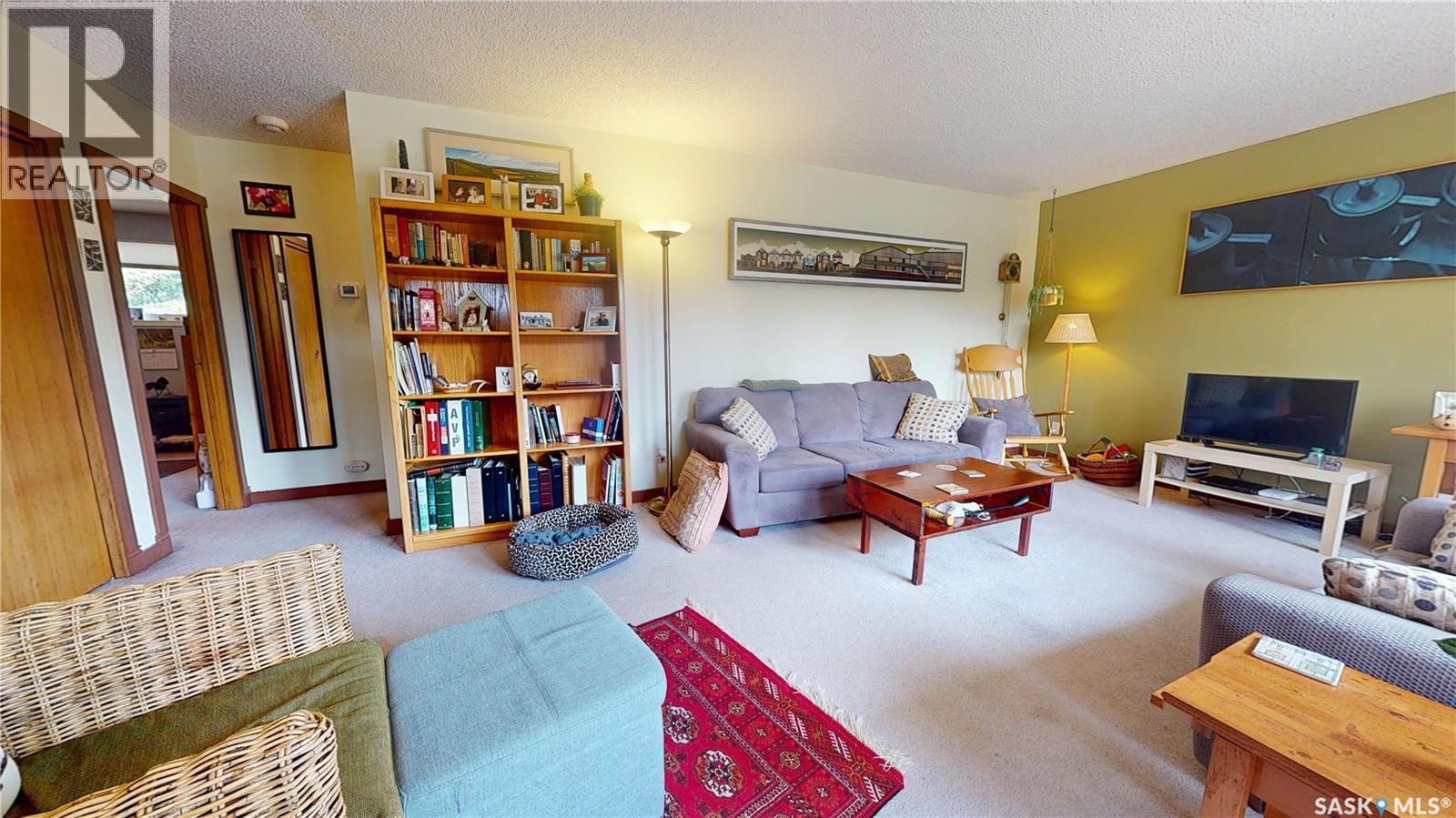 203 Pottery Street, Eastend, Saskatchewan  S0N 0T0 - Photo 5 - SK044389