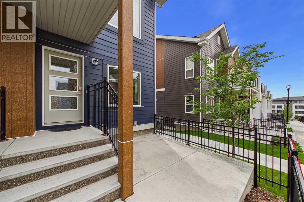220 Livingston Common NE, Calgary, Alberta  T3P 1K1 - Photo 2 - A2329912