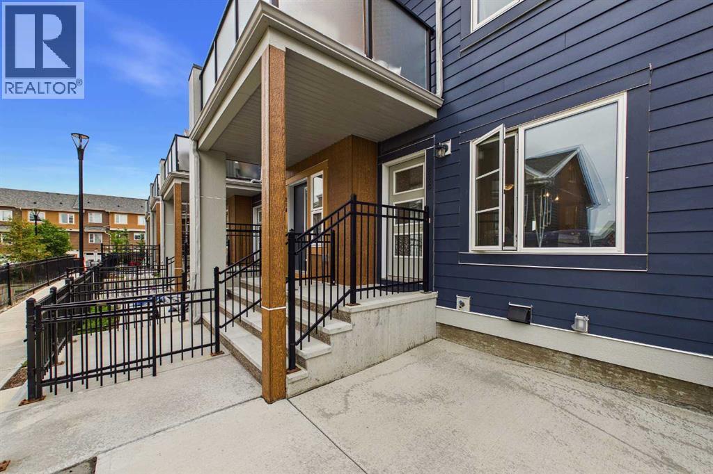 220 Livingston Common NE, Calgary, Alberta  T3P 1K1 - Photo 3 - A2329912