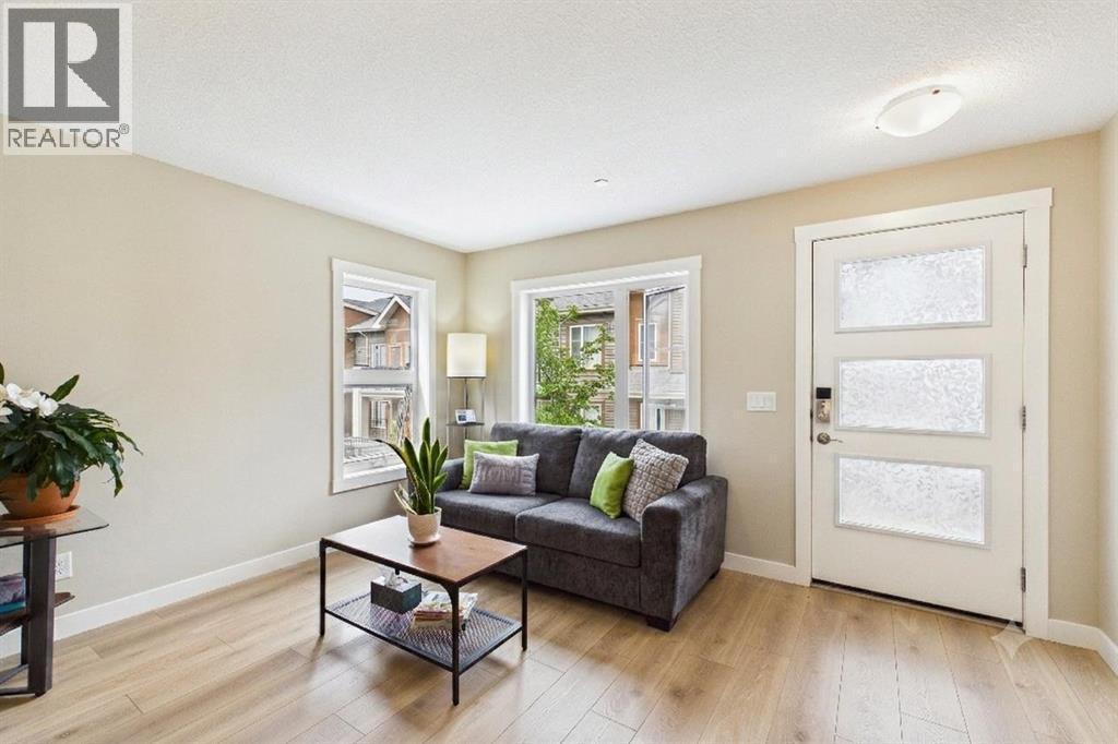 220 Livingston Common NE, Calgary, Alberta  T3P 1K1 - Photo 5 - A2329912
