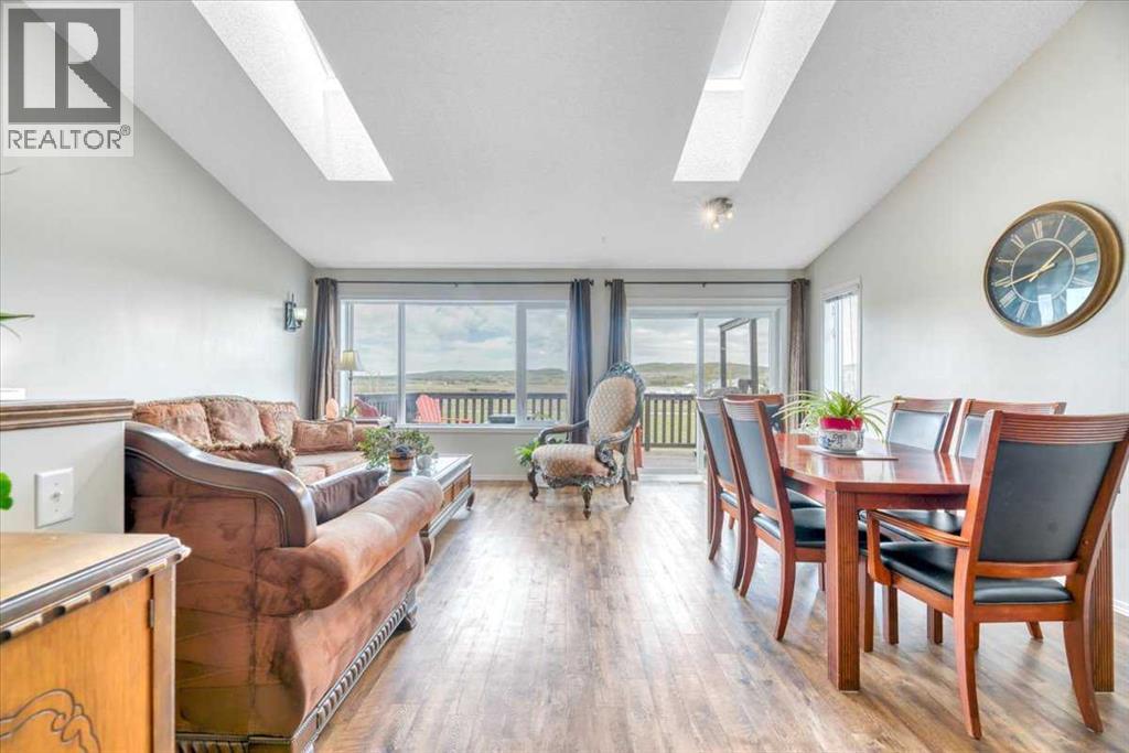 531 Country Meadows Way, Diamond Valley, Alberta  T0L 2A0 - Photo 9 - A2330486