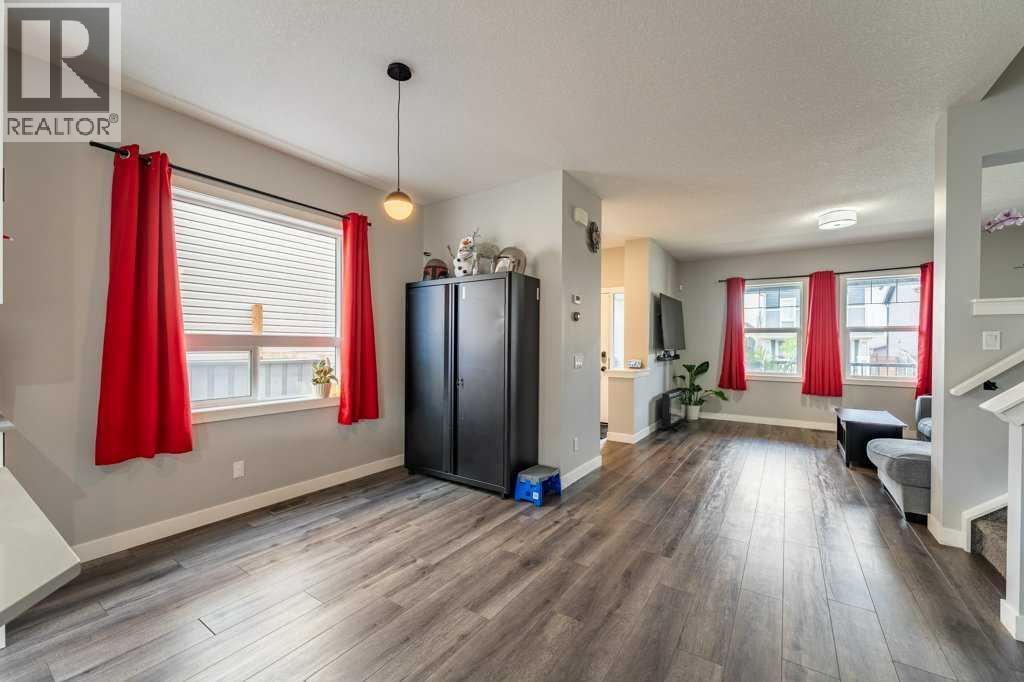 110 Hillcrest Close SW, Airdrie, Alberta  T4B 4H6 - Photo 10 - A2312363