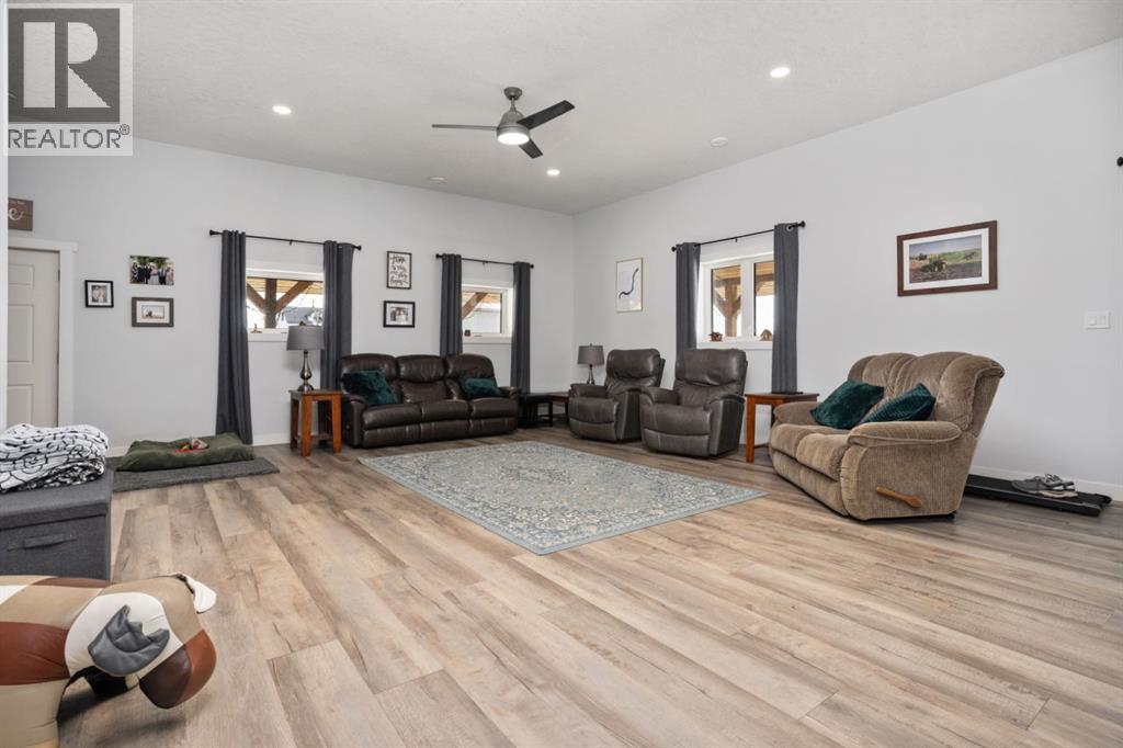 49274 Range Road 225, Rural Leduc County, Alberta  T0B 3M3 - Photo 12 - A2327257