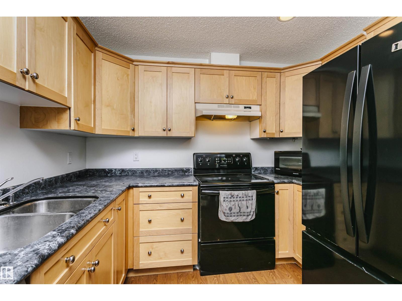 #106 12110 106 Av NW, Edmonton, Alberta  T5N 4R9 - Photo 10 - E4501948