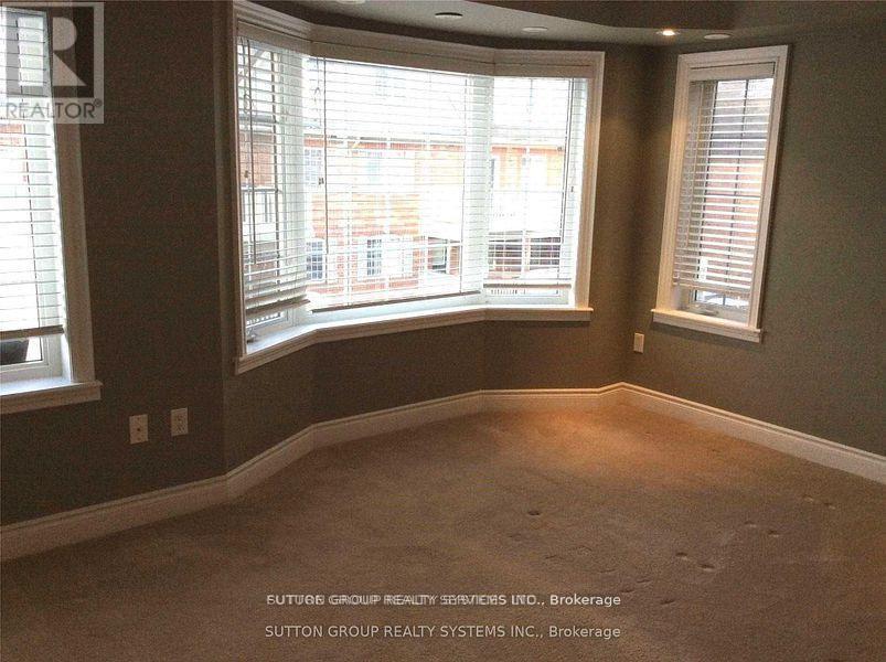 2 - 613 Dundas Street W, Mississauga, Ontario  L5B 0B5 - Photo 9 - W13631310
