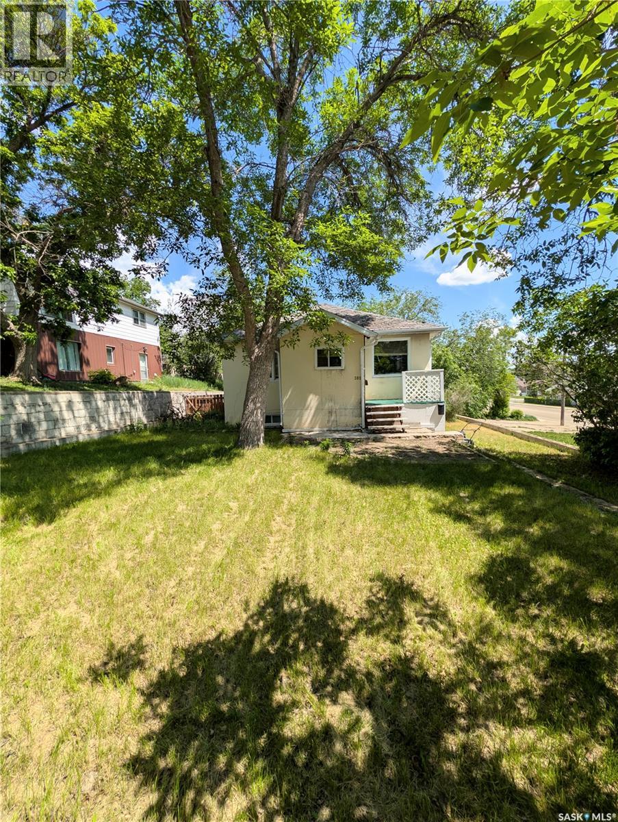 309 6th AVENUE NW, Swift Current, Saskatchewan