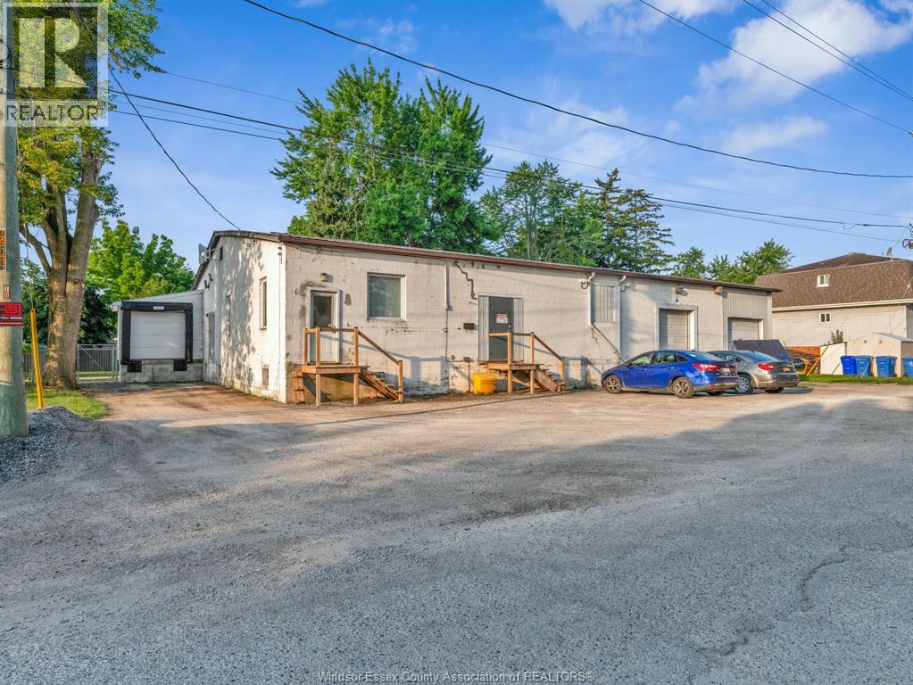 68 Hazelton Street, Leamington, Ontario  N8H 1B8 - Photo 4 - 26018468