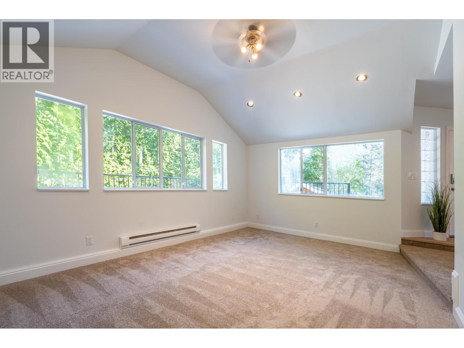1565 Jack Road, Sechelt, British Columbia  V7Z 0A1 - Photo 14 - R3111077