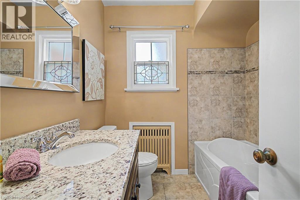 19 Springfield Drive, Brantford, Ontario  N3R 1N1 - Photo 35 - 40844735