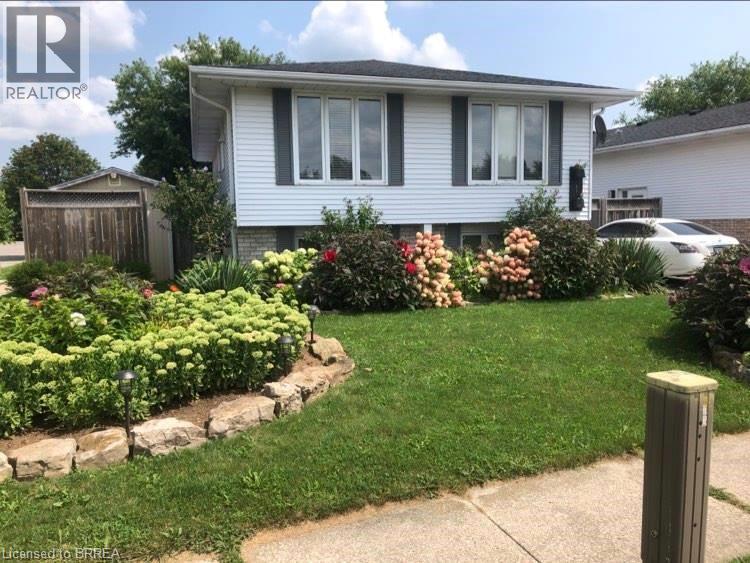1 OSIJEK Crescent, Brantford, Ontario
