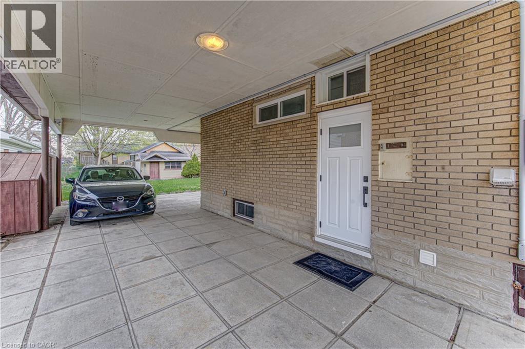51 Rosemount Drive, Kitchener, Ontario  N2B 1P9 - Photo 4 - 40827801