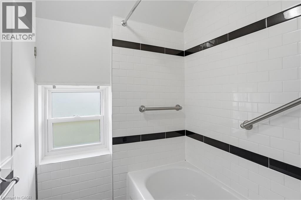 292 Main Street W Unit# C, Grimsby, Ontario  L3M 1S4 - Photo 28 - 40837421