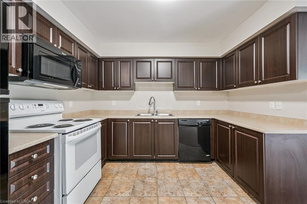 43 Hays Boulevard Unit# 4, Oakville, Ontario  L6H 0J1 - Photo 11 - 40839156