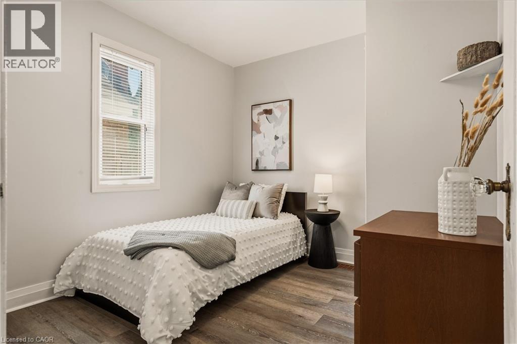 148 Huxley Avenue S, Hamilton, Ontario  L8K 2R1 - Photo 15 - 40840806