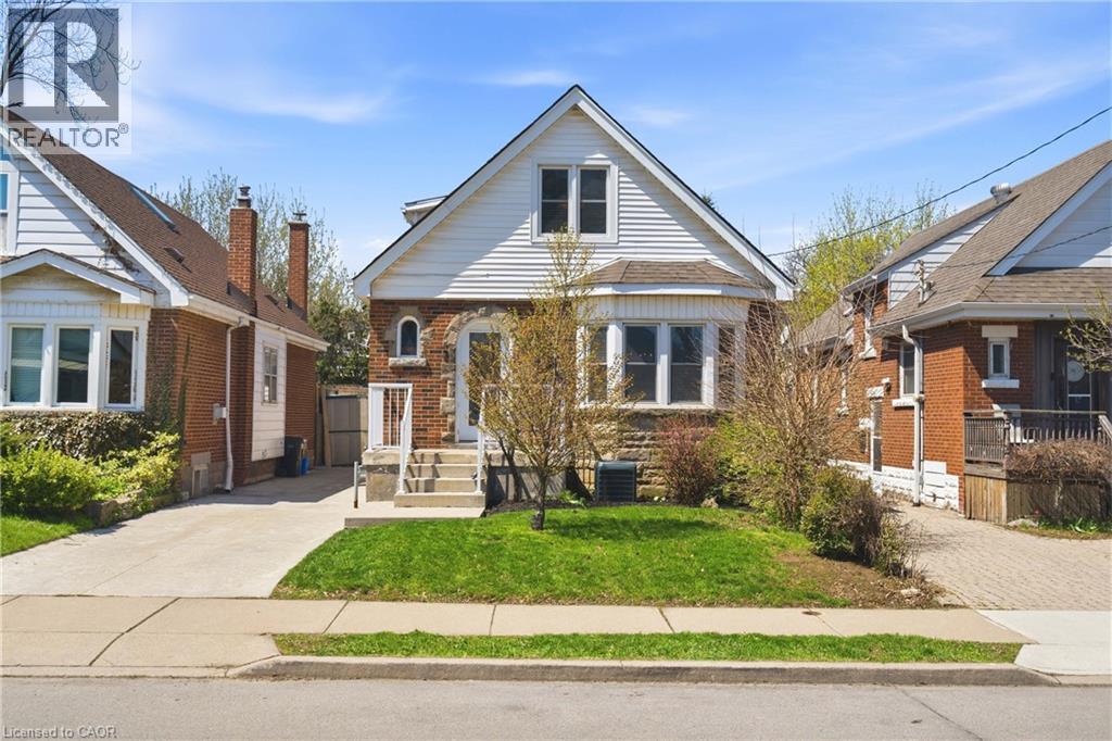 148 HUXLEY Avenue S, Hamilton, Ontario