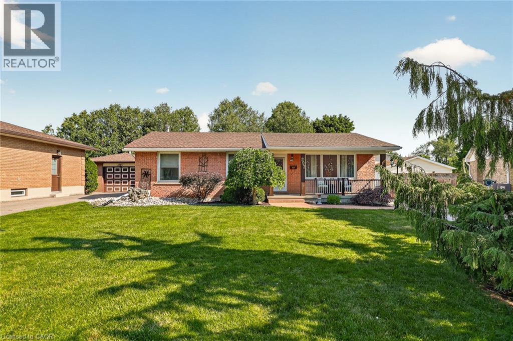 803 GLADSTONE Drive, Woodstock, Ontario