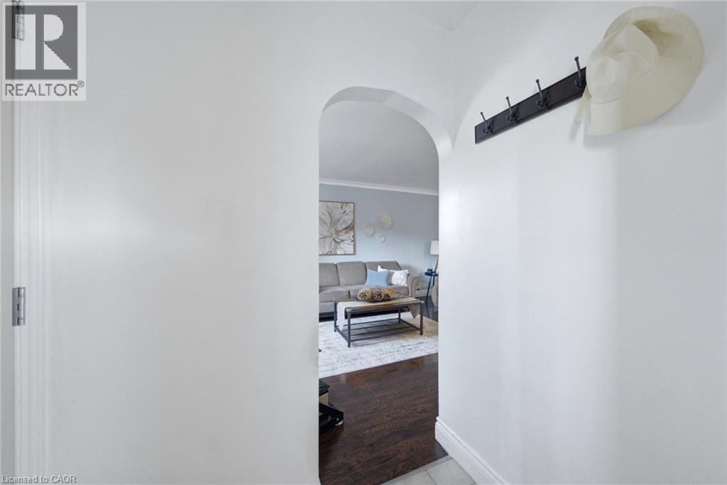 41 Worsley Road, Stoney Creek, Ontario  L8E 2E9 - Photo 5 - 40847531