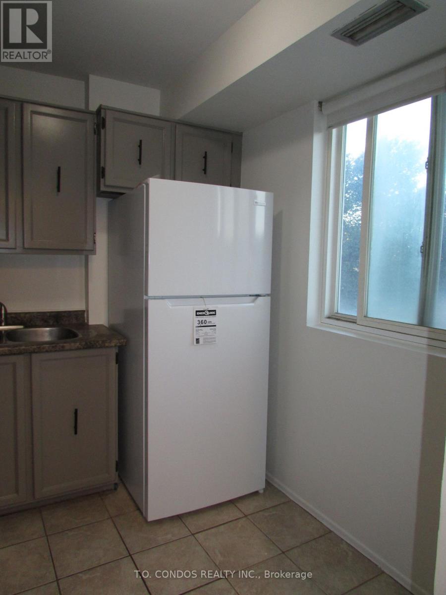 213 - 2001 Bonnymede Drive, Mississauga, Ontario  L5J 4H8 - Photo 10 - W13632226