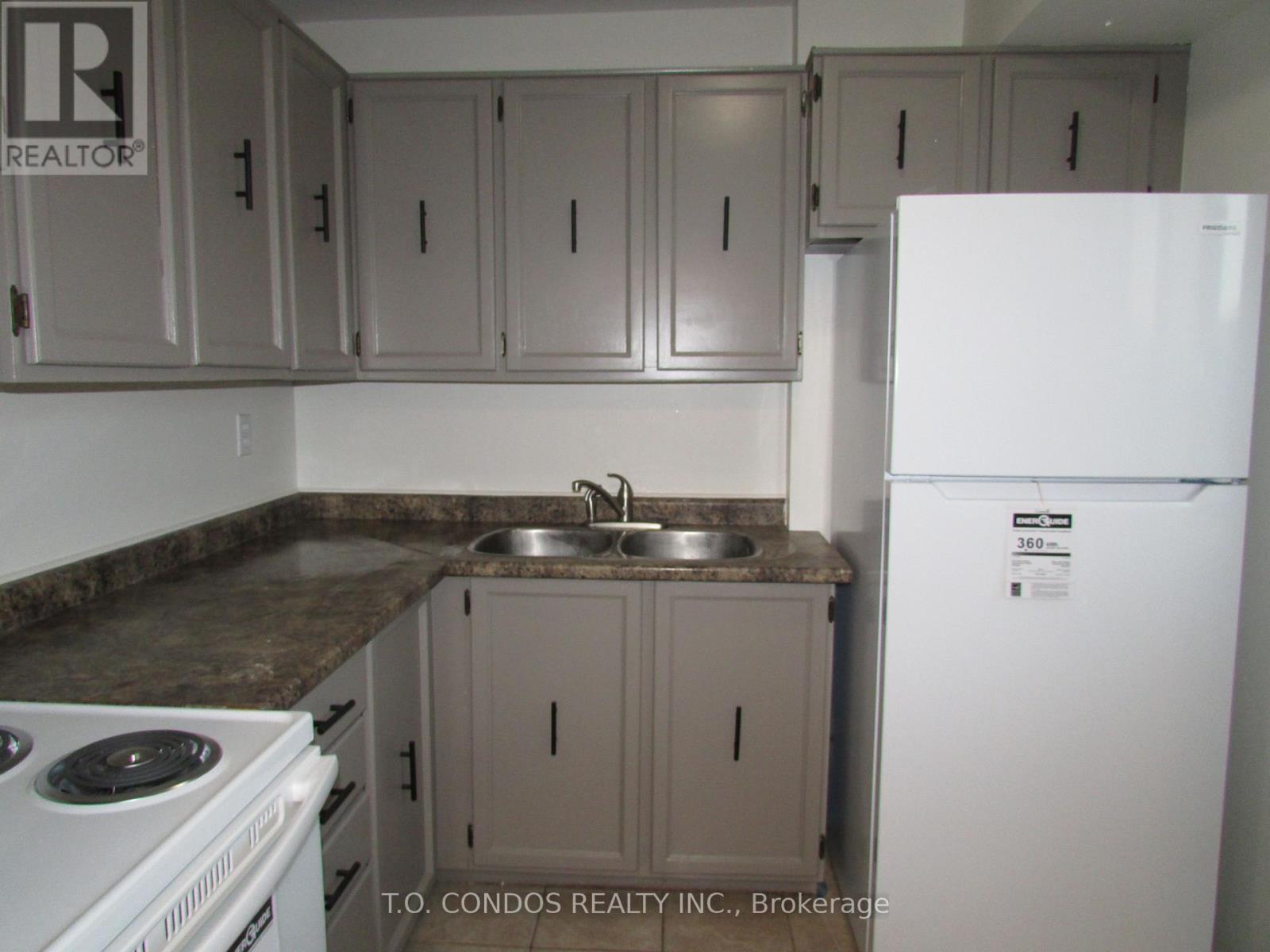 213 - 2001 Bonnymede Drive, Mississauga, Ontario  L5J 4H8 - Photo 11 - W13632226