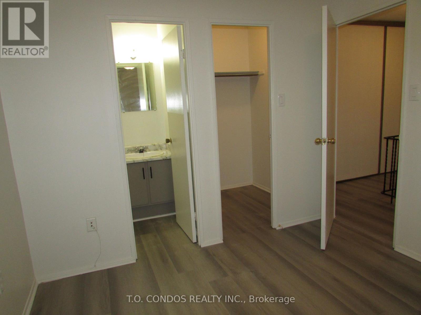 213 - 2001 Bonnymede Drive, Mississauga, Ontario  L5J 4H8 - Photo 16 - W13632226